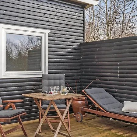 3 Bedroom Nice In *